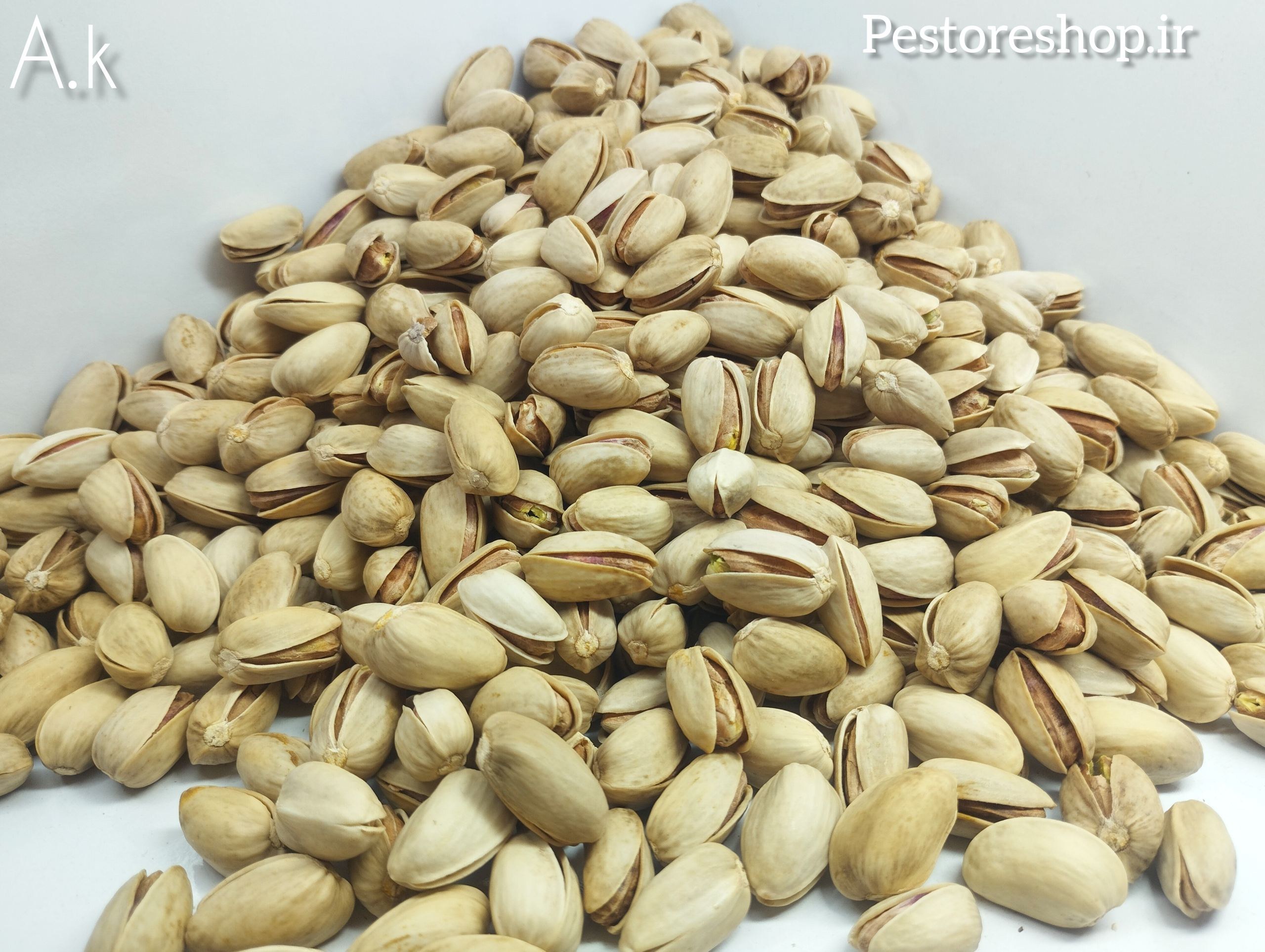 پسته اکبری شور فله مقدار 1000 گرم